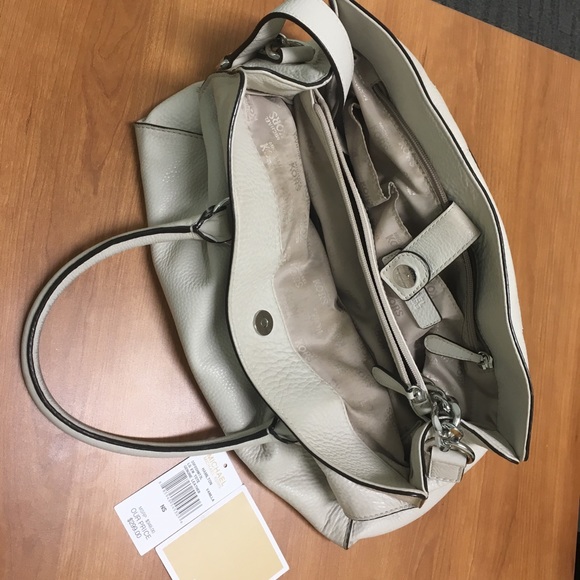 Michael Kohrs Hamilton - Picture 3 of 4